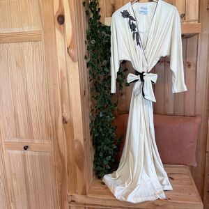 Vintage 80s Velvet Luxurious Periphery Cream Maxi Robe Black Floral Bead Detail